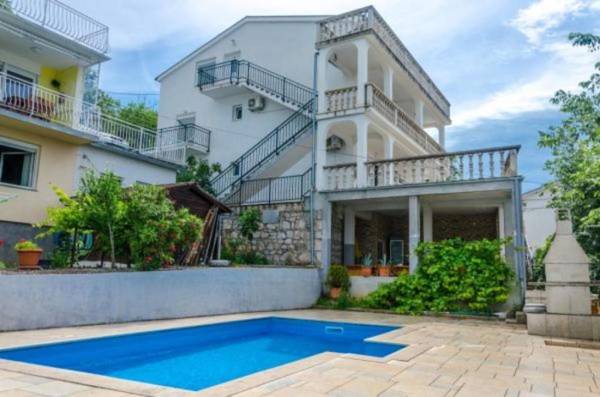 Apartments in Dramalj 41214