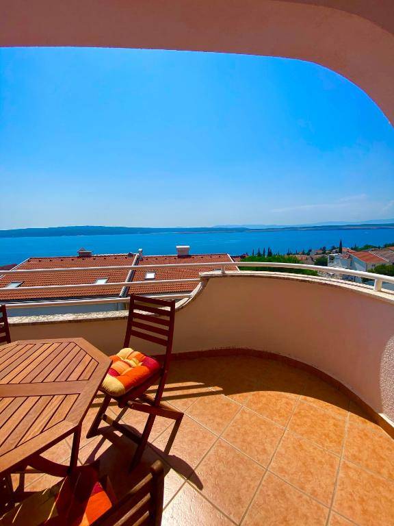 Apartment Prilaz Obali