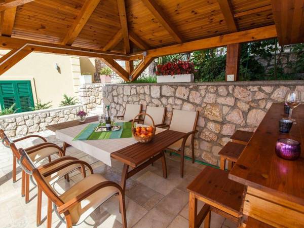 Modern Holiday Home in Dramalj with Sea View