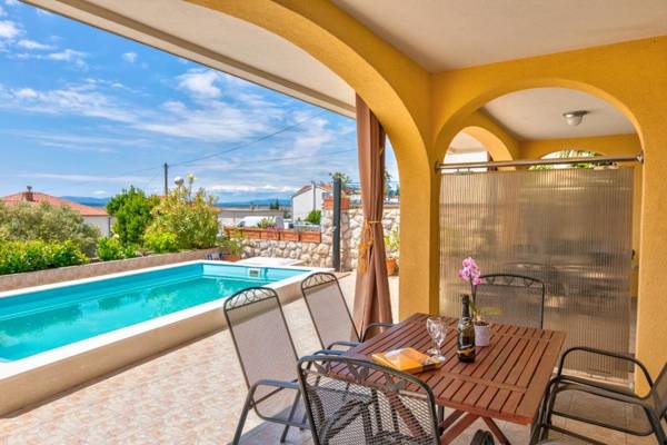 Apartments Novoselic