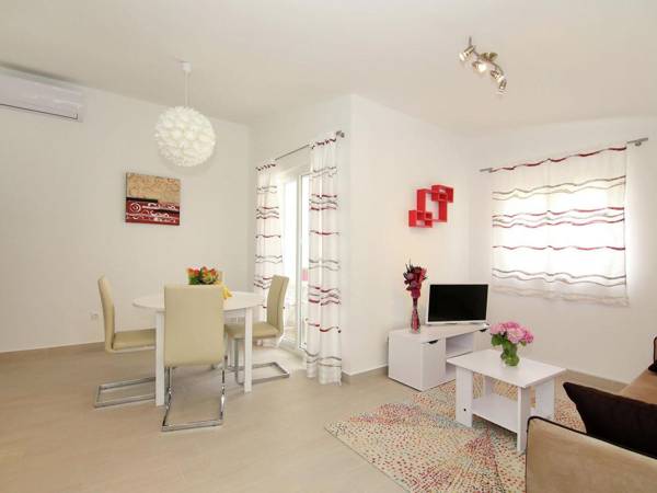 Modern Apartment in Kaštel Stari near the Sea