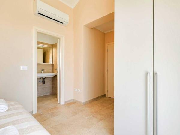 Villa Angelina with 3 bedrooms and Pool in Novigrad