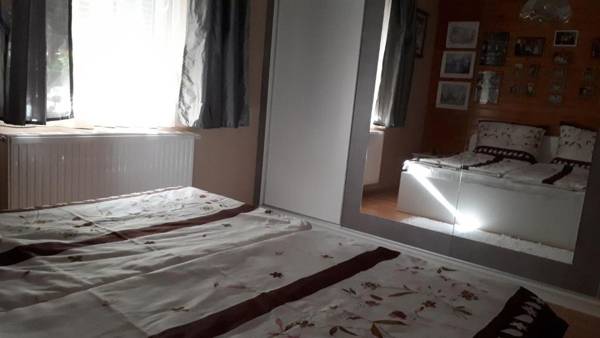 Fehér Rózsa Apartman