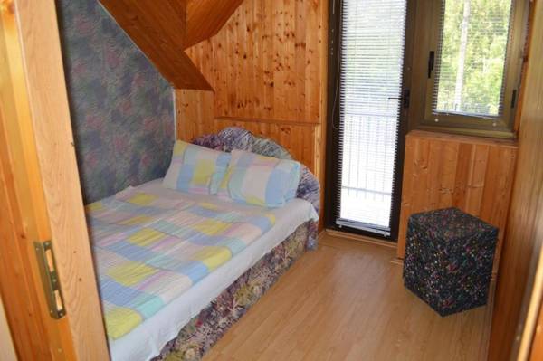 Mediterán Fedett Medencés Apartmanház