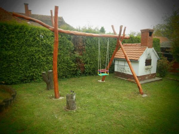 Nádkunyhó Vendégház