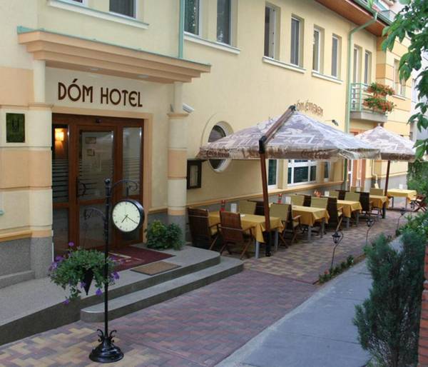 Dóm Hotel