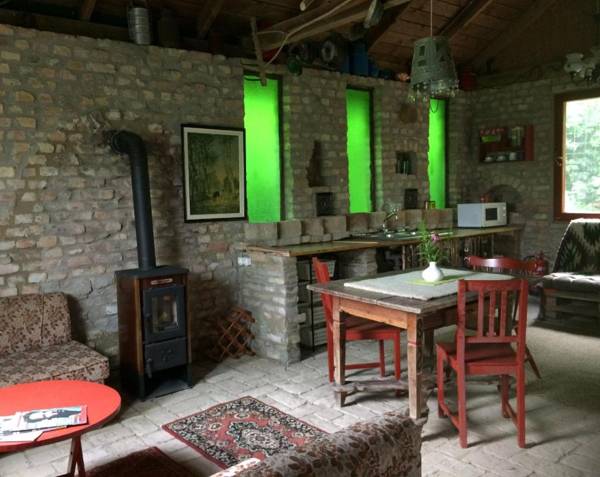 Farmotel Stefania - Szakadat