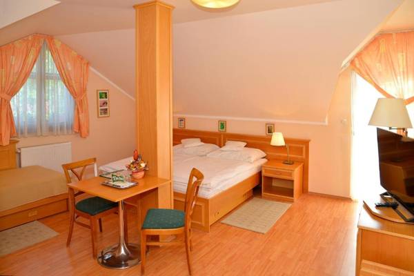 Vadászkürt Panzió és Étterem