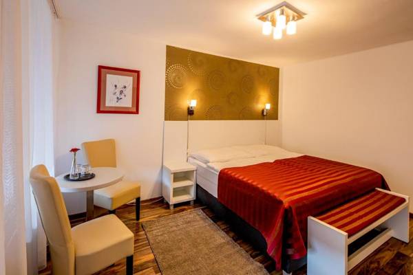 Riviéra Rooms Vendégszobák