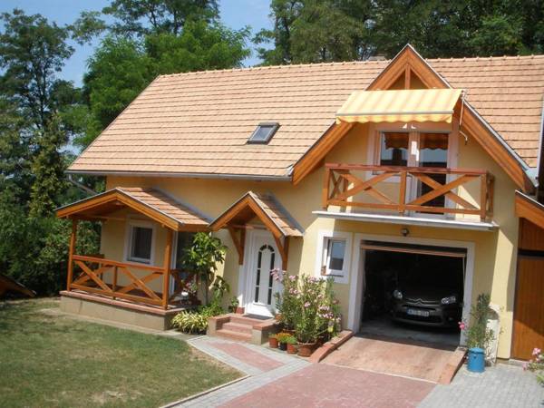 Mirtill Apartmanház