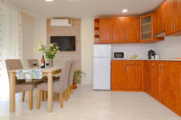 ILLÉS Apartmanok III.