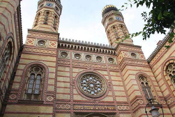 Elite Rooms & Apartments