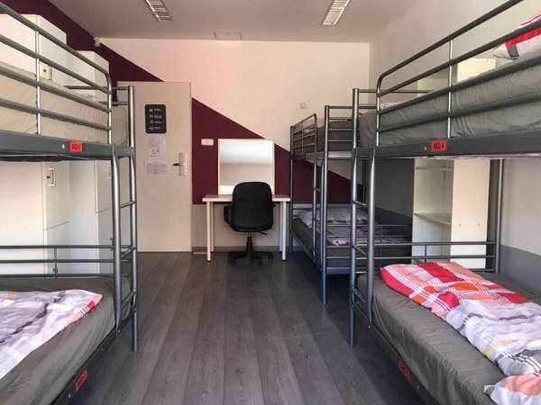 Workspace - Hostel One Budapest