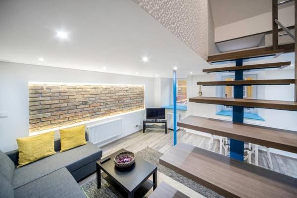 Akacfa 2 bedroom center apartment