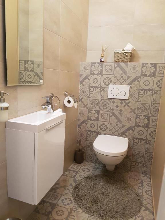 Supreme City Center Apartment