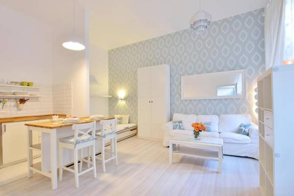 Gozsdu Apartments in Center