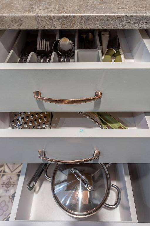 Goldcentral Apartment Dob