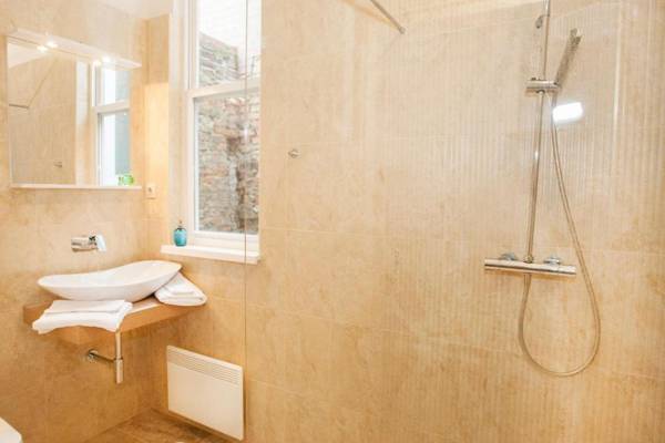 Ariel Studio Close to St. Stephen Basilica