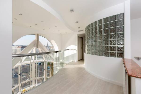 Panorama Dream Home w 3BDR A/C Garage & Jacuzzi