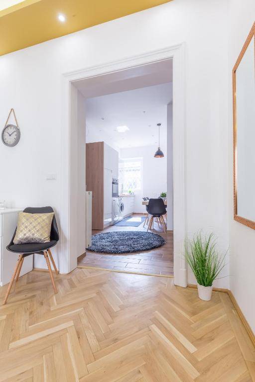 Real Apartments Zoltán