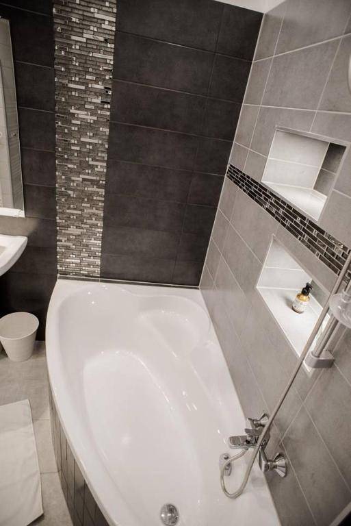 New luxury apartment in the center with A/C