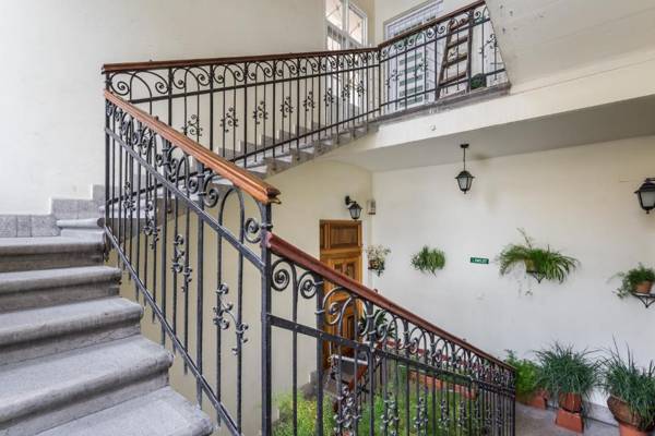 Kiraly Balcony Luxury Apartment