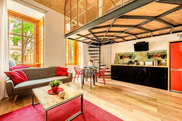 Liszt Designer 2Bedroom Center Apartment