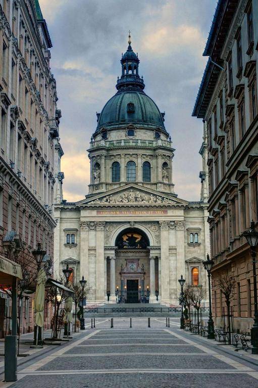 TG Hotel Suites Budapest