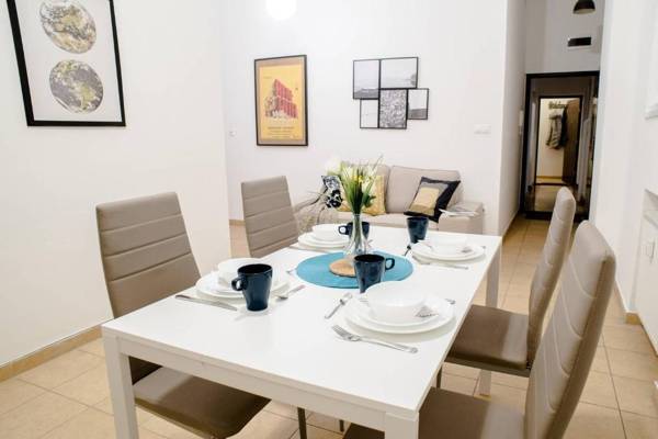 Cosy & Central A/C apartment