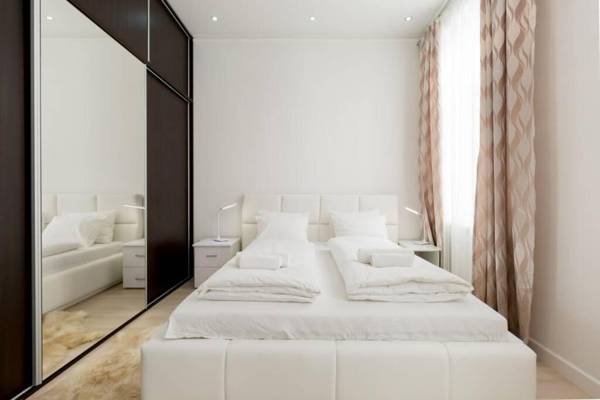 Eiffel Palace Luxury Dream Home 1