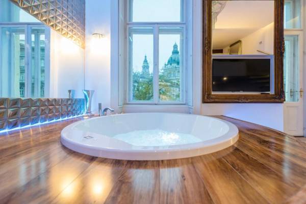 ENZO CAPO VIP JACUZZi