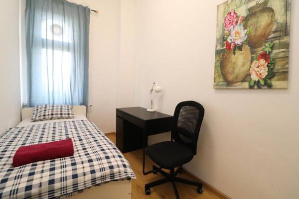 Workspace - New Guest House B in Király Street 106