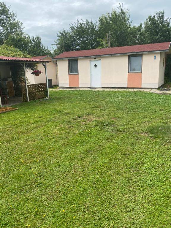 Napraforgó Apartmanok