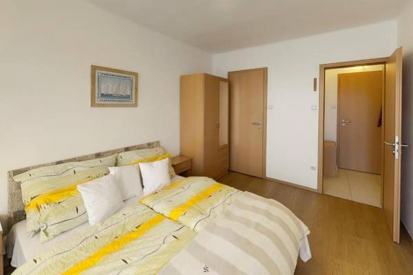 Hajnalház Apartments