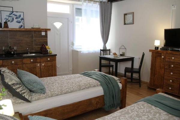 Pálma Apartmanok Szálláshely Százhalombatta 4a