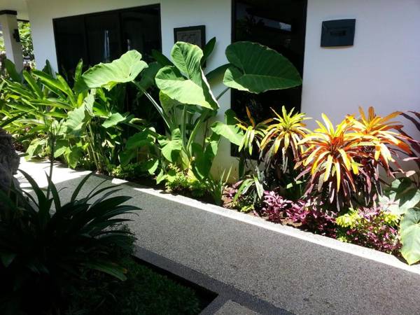 Kelapa Lovina Beach Villa