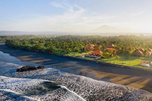 Amarta Beach Retreat by Nakula