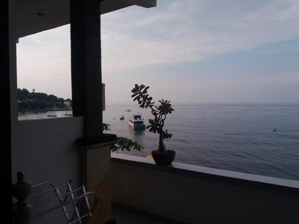 Warung Jemeluk & Home Stay