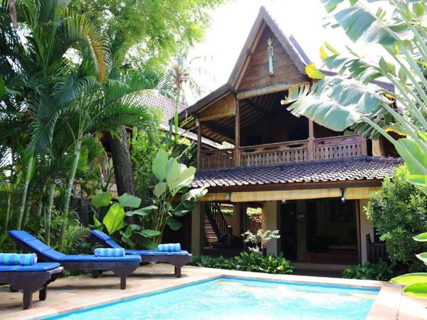 2bed Beachfront Pool house at Lovina Beachhouse