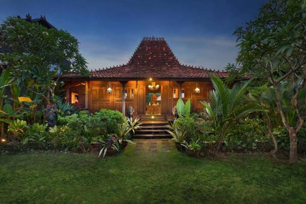 Mahe Garden Inn and Villas