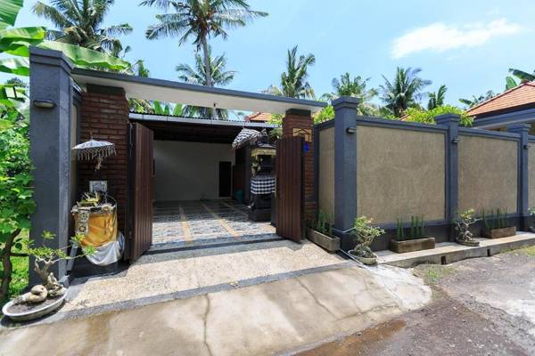 Villa Twin Lovina
