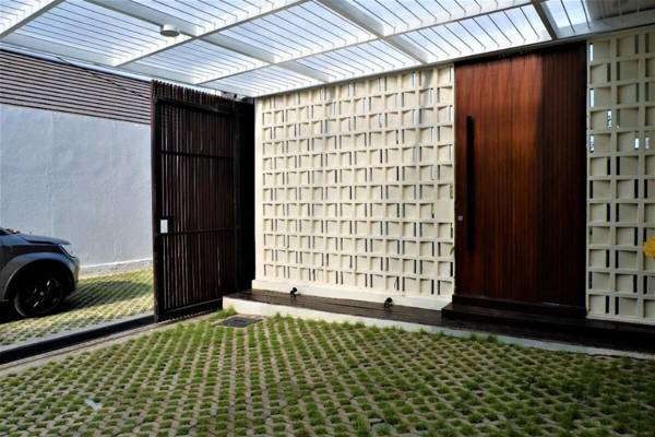 SooBali Gula Putih 4BR