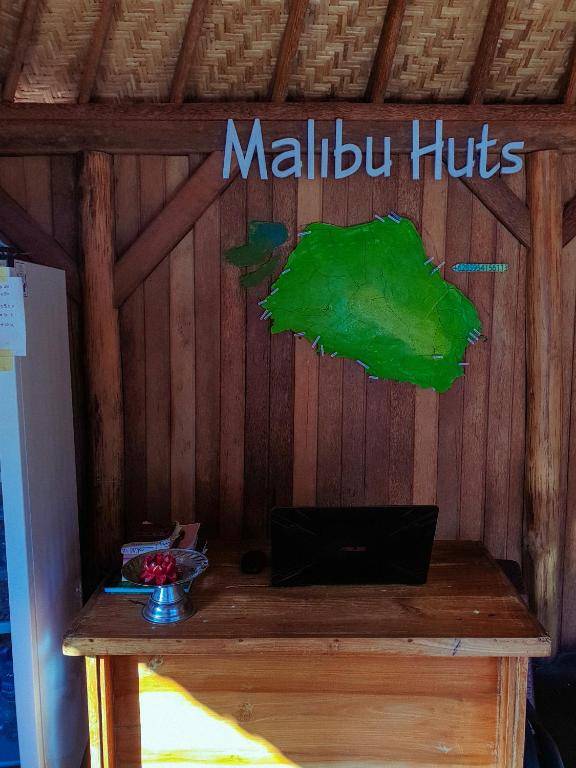 Malibu Huts