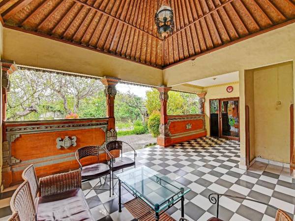 OYO 91503 Hotel Gedong Ayu