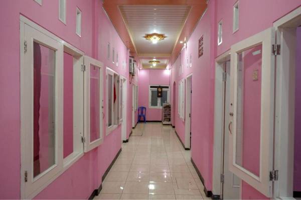 RedDoorz Syariah near Telaga Warna Dieng