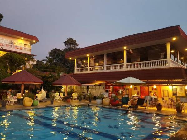 Parapat View Hotel