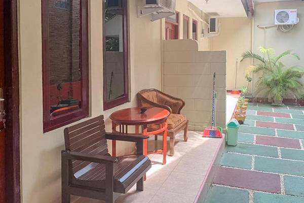 Bonsai Homestay Near Plaza Lippo Kupang