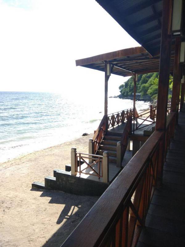 century beach resort gorontalo