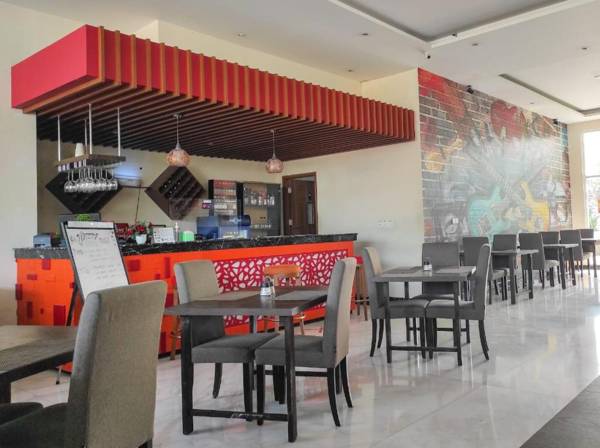 Front One Hotel Purwodadi