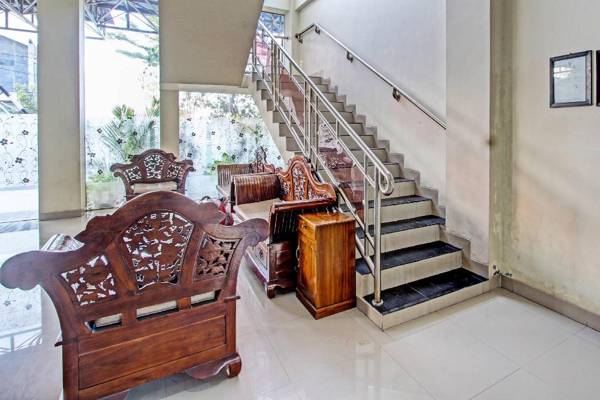 Capital O 91481 Mahkota Hotel Purwodadi